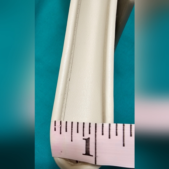 GUCCI Like new Flap Crossbody Bag GG Embossed Perforated Leather Mini - Picture 10 of 16